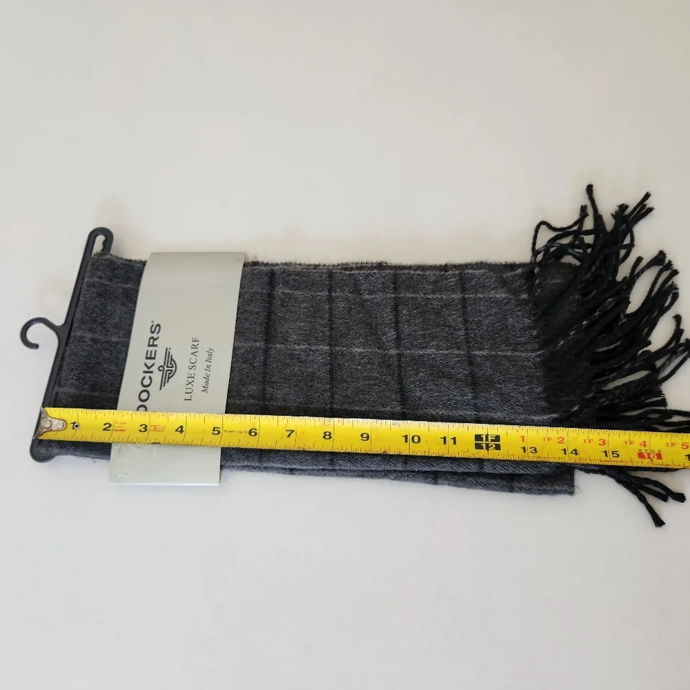 Dockers Charcoal Black Checkered Fringed Luxe Scarf ~ Made in Italy ~ NWT